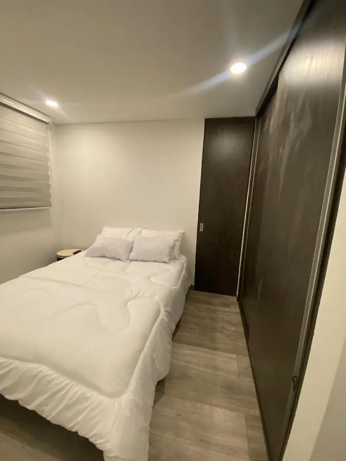 Amplio Iluminado Comodo, 3 Habitaciones Internet Bogotá Appartamento